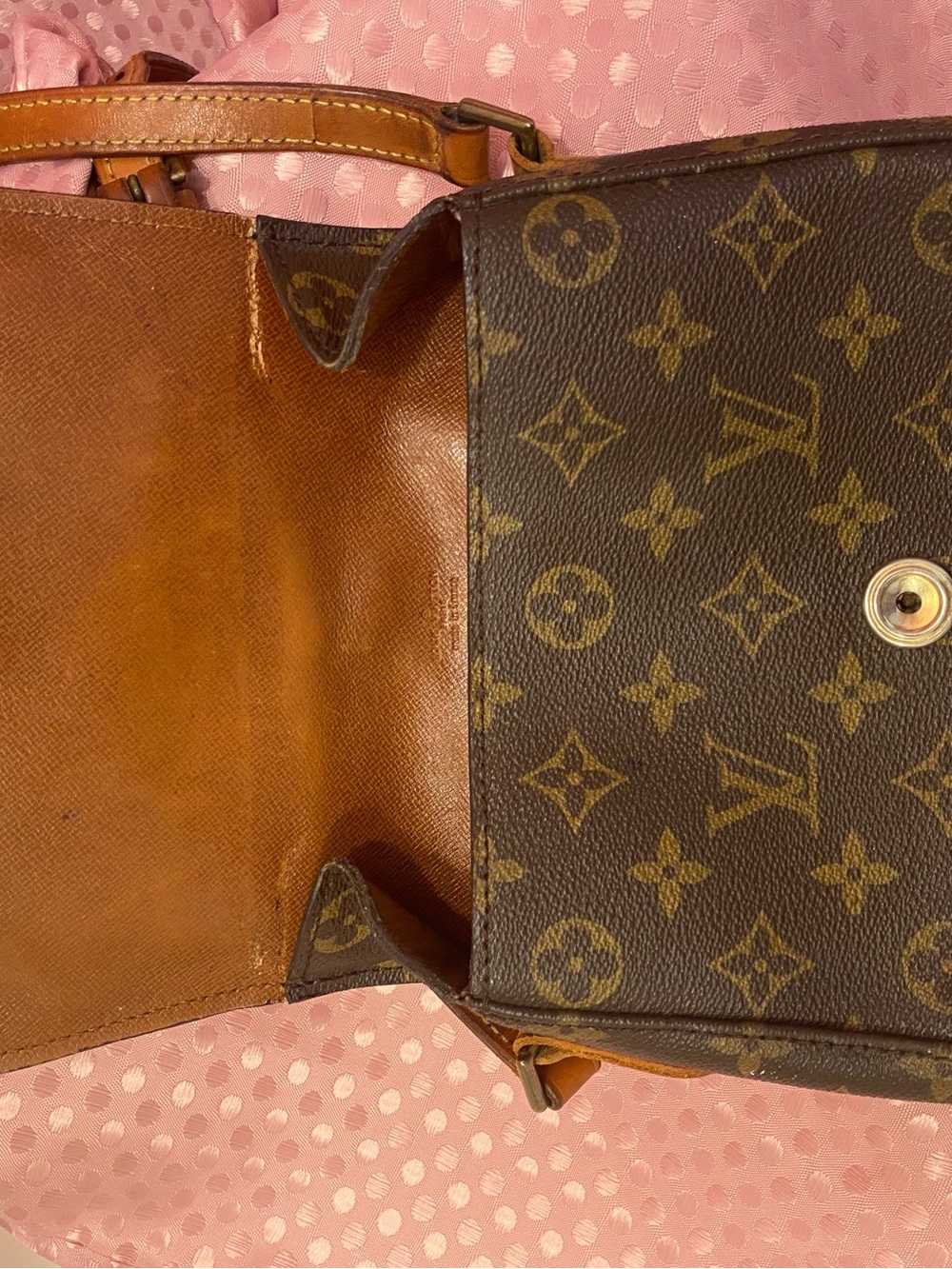 Louis Vuitton Monogram Canvas Crossbody in Brown and Tan - Picture 4 of 16